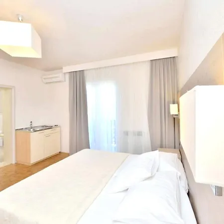 Appartement Franje Tudjmana Sukošan